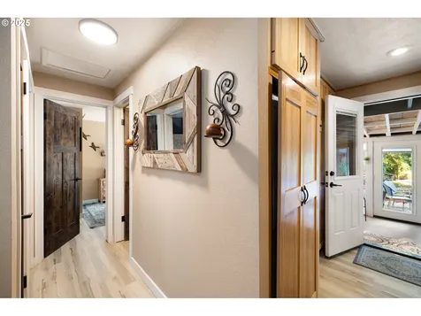 89407 Knight Road Elmira OR 97437