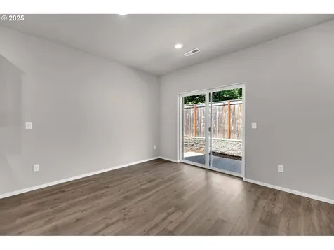 9442 N Chestnut Court Camas WA 98607