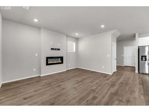 9442 N Chestnut Court Camas WA 98607