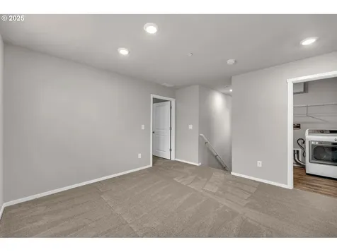 9442 N Chestnut Court Camas WA 98607