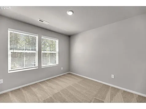 9442 N Chestnut Court Camas WA 98607