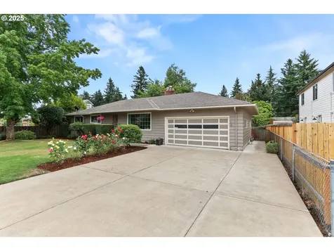 11808 SE Alder Street Portland OR 97216