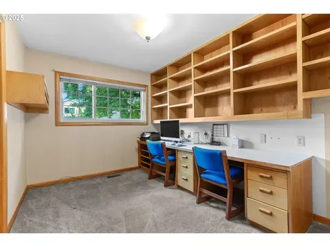11808 SE Alder Street Portland OR 97216