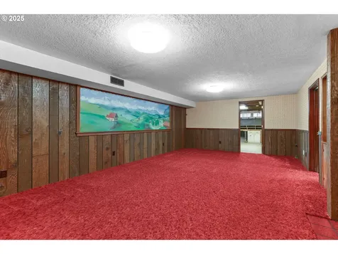 11808 SE Alder Street Portland OR 97216