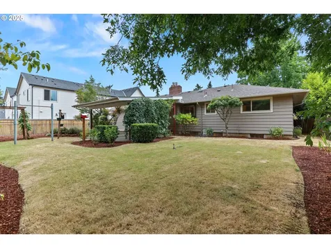 11808 SE Alder Street Portland OR 97216