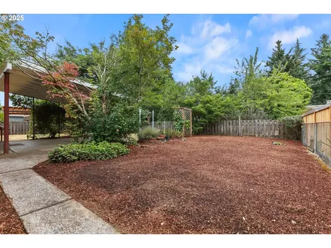 11808 SE Alder Street Portland OR 97216