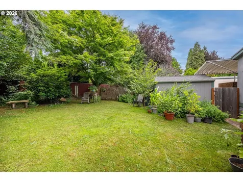 1475 Green Acres Road Eugene OR 97408