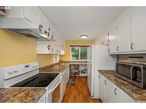 1475 Green Acres Road Eugene OR 97408