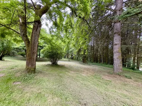 818 NW 359th Street La Center WA 98629