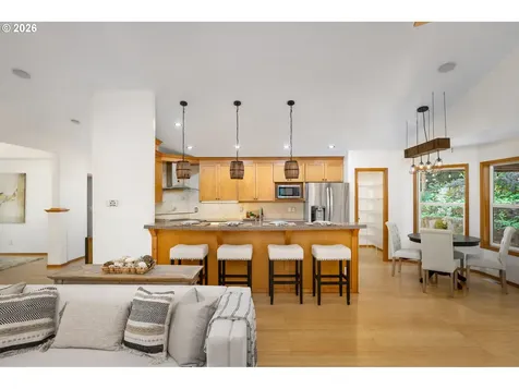 4566 SE Aldercrest Road Milwaukie OR 97222