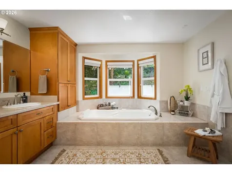 4566 SE Aldercrest Road Milwaukie OR 97222