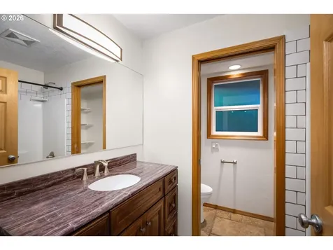 4566 SE Aldercrest Road Milwaukie OR 97222