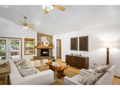 4566 SE Aldercrest Road Milwaukie OR 97222