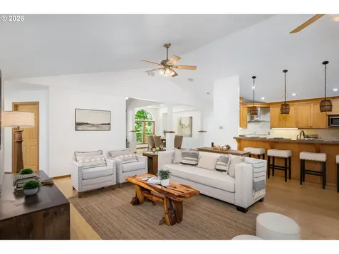 4566 SE Aldercrest Road Milwaukie OR 97222
