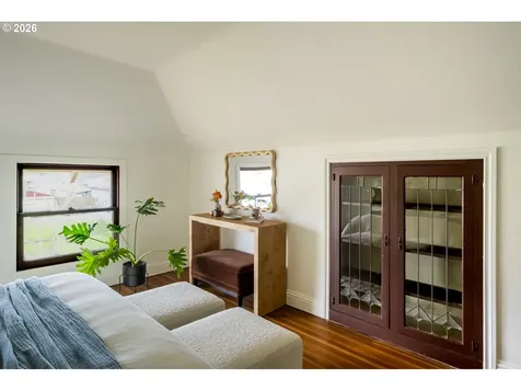 8324 NE Eugene Street Portland OR 97220
