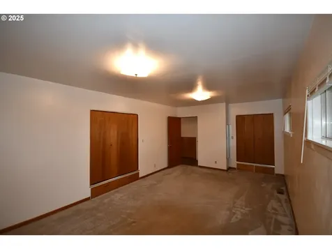 2534 W 10th Street The Dalles OR 97058