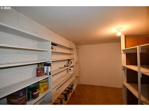2534 W 10th Street The Dalles OR 97058
