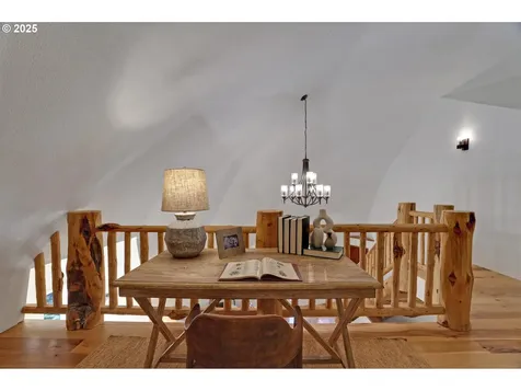 18390 S Upper Highland Road Beavercreek OR 97004