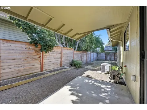 3309 SE 51st Avenue Portland OR 97206