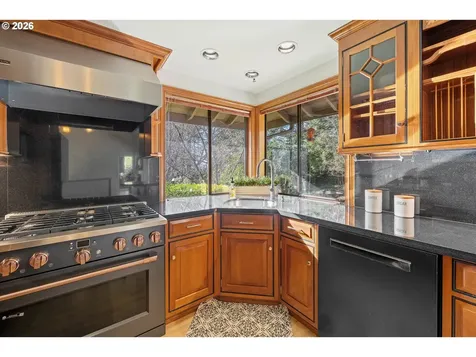 1635 NW 118th Court Portland OR 97229