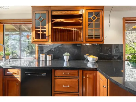 1635 NW 118th Court Portland OR 97229