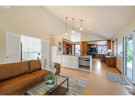 1635 NW 118th Court Portland OR 97229