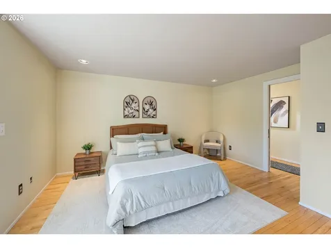 1635 NW 118th Court Portland OR 97229