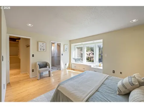 1635 NW 118th Court Portland OR 97229