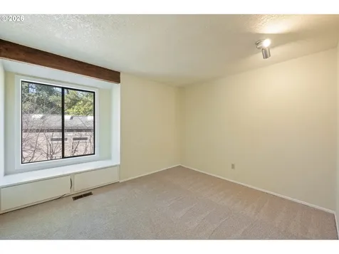 1635 NW 118th Court Portland OR 97229