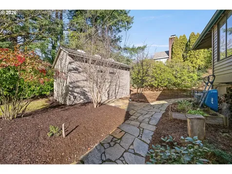 1635 NW 118th Court Portland OR 97229