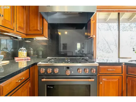 1635 NW 118th Court Portland OR 97229