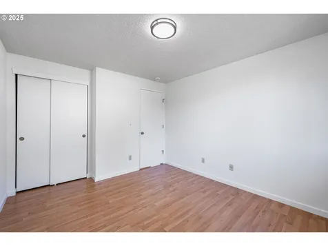 686 SE 43rd Avenue Hillsboro OR 97123