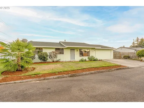 686 SE 43rd Avenue Hillsboro OR 97123