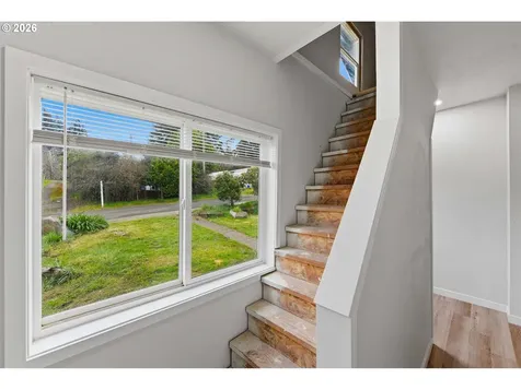 1348 Dakota Street Coos Bay OR 97420