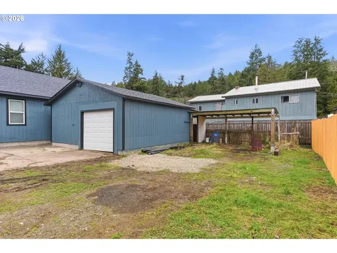 1348 Dakota Street Coos Bay OR 97420