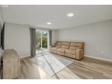 274 NE Lenox Street Hillsboro OR 97124