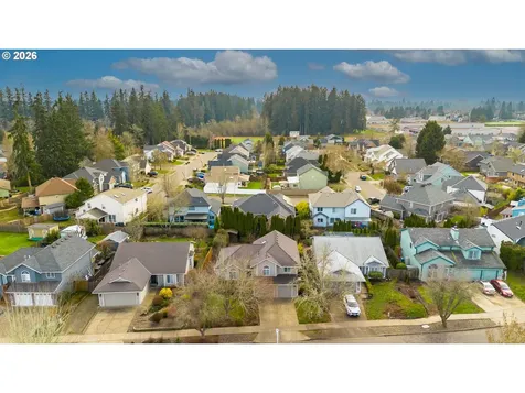 274 NE Lenox Street Hillsboro OR 97124