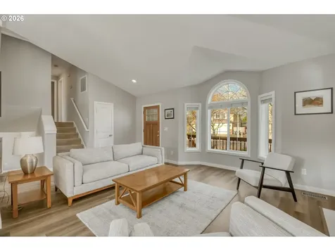 274 NE Lenox Street Hillsboro OR 97124