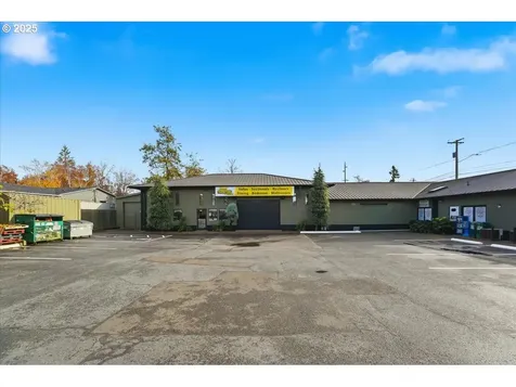 13511 SE Division Street Portland OR 97236