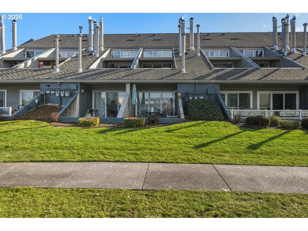 103 N Hayden Bay Drive Portland OR 97217