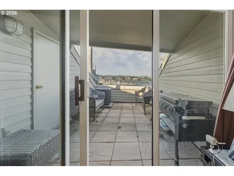 103 N Hayden Bay Drive Portland OR 97217