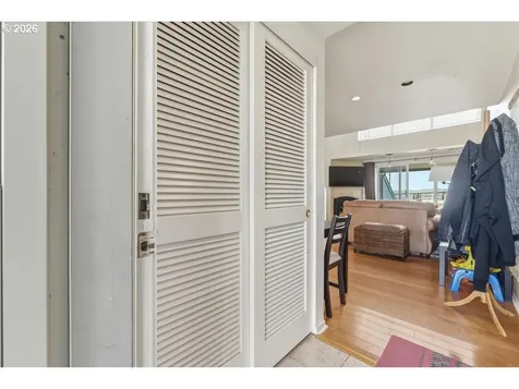 103 N Hayden Bay Drive Portland OR 97217