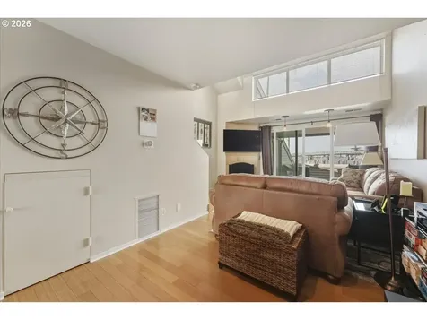 103 N Hayden Bay Drive Portland OR 97217