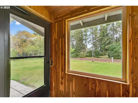 27501 R Lane Ocean Park WA 98640