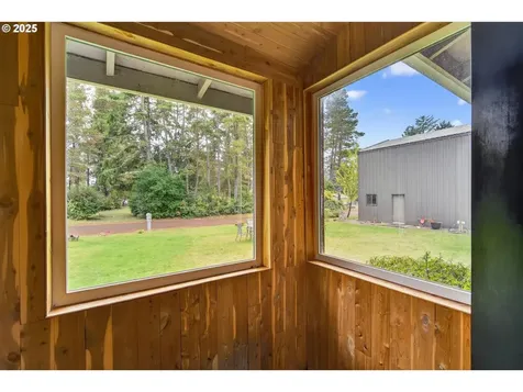 27501 R Lane Ocean Park WA 98640