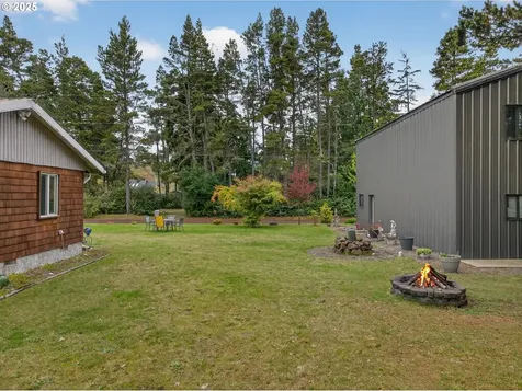 27501 R Lane Ocean Park WA 98640