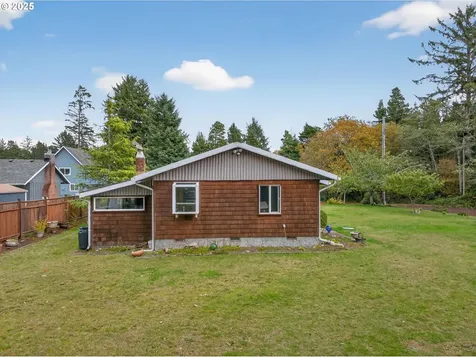 27501 R Lane Ocean Park WA 98640
