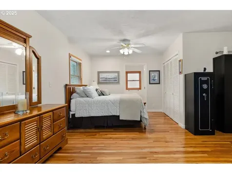 9845 SW Eagle Lane Beaverton OR 97008