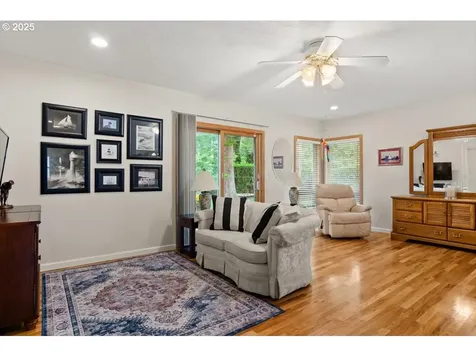 9845 SW Eagle Lane Beaverton OR 97008