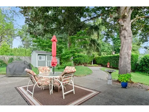 9845 SW Eagle Lane Beaverton OR 97008